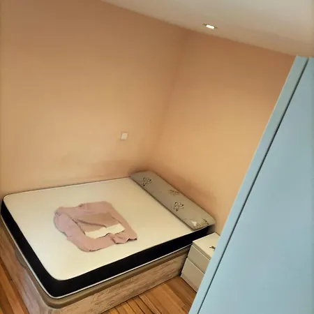 Апартаменти Room For Uefa Final Більбао